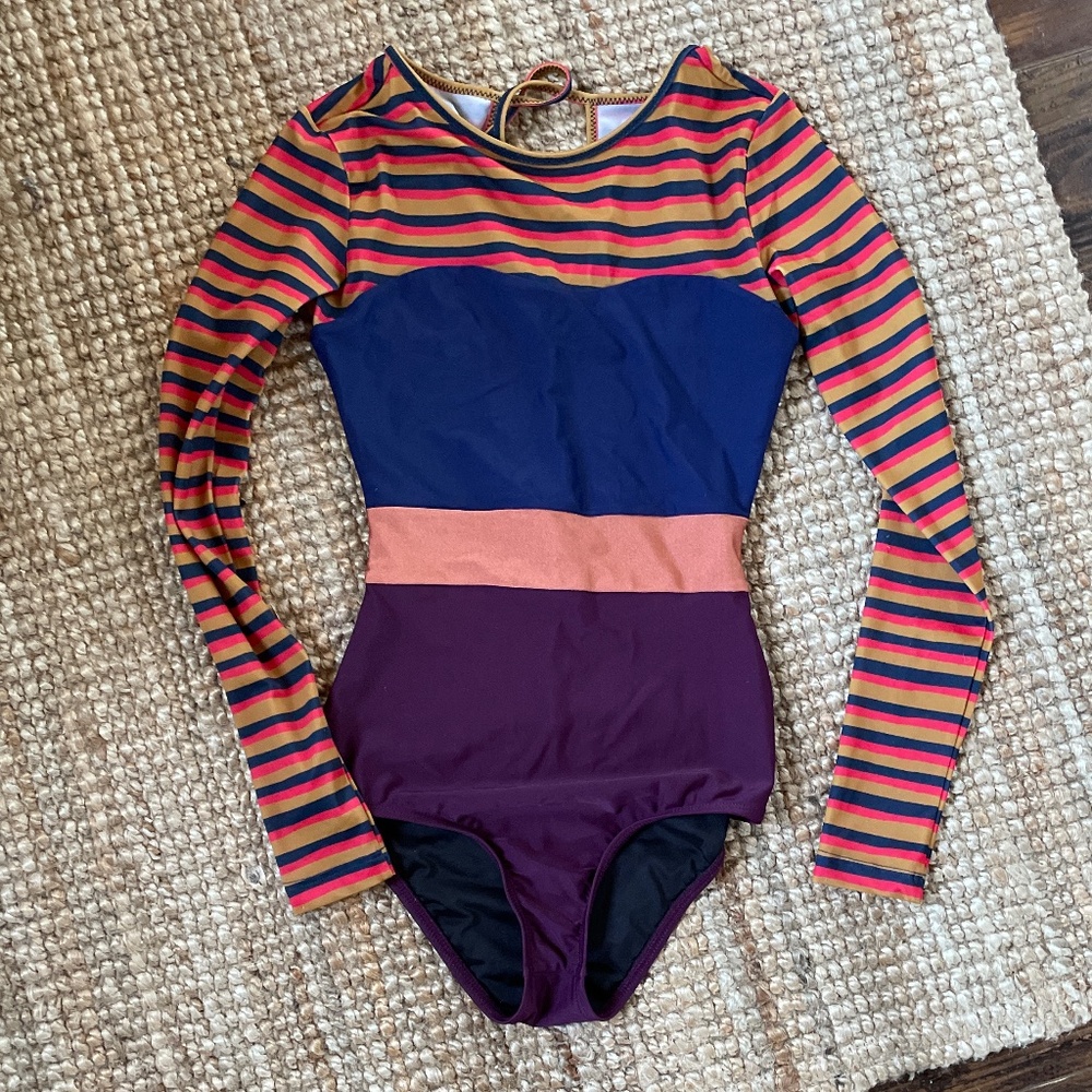 Seea swim suit used- see wear- size small
